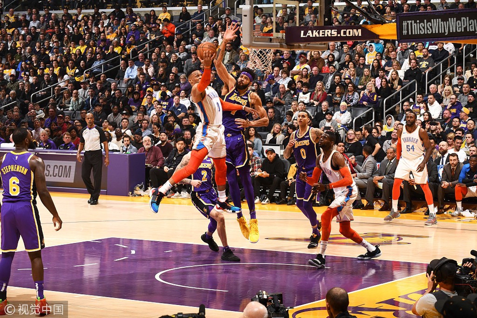 决定比赛的 决定比赛的