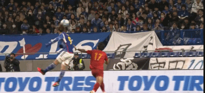 让人肃然起 让人肃然起